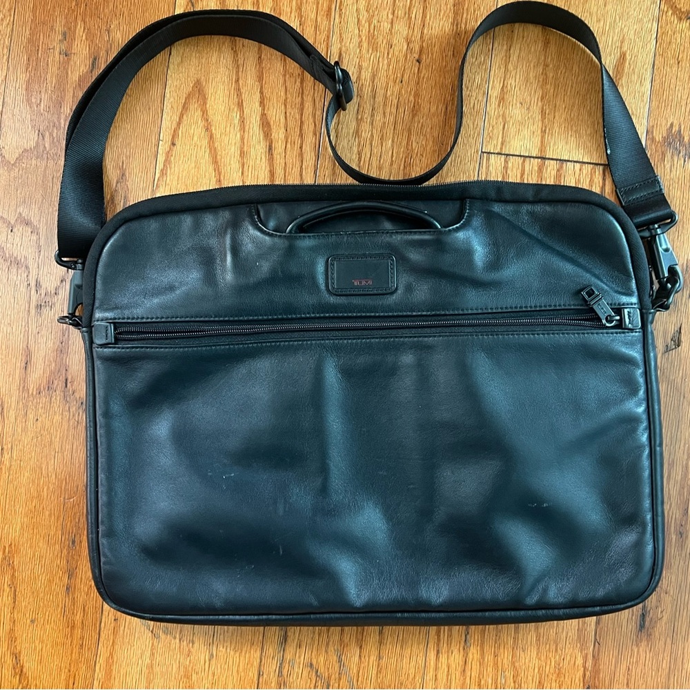 TUMI Black Leather Laptop - Messenger Bag